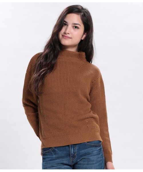 VIS(ビス)の「畦編みボトルネックプルオーバー(トップス・レディース・ブラック/グレー/ホワイト/キャメル・F)」の5枚目の写真