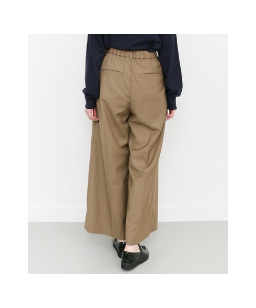 KBF(ケイビーエフ)の「ワイドワイドパンツ(パンツ・レディース・BEIGE/CHARCOAL/BLACK・one)」の12枚目の写真