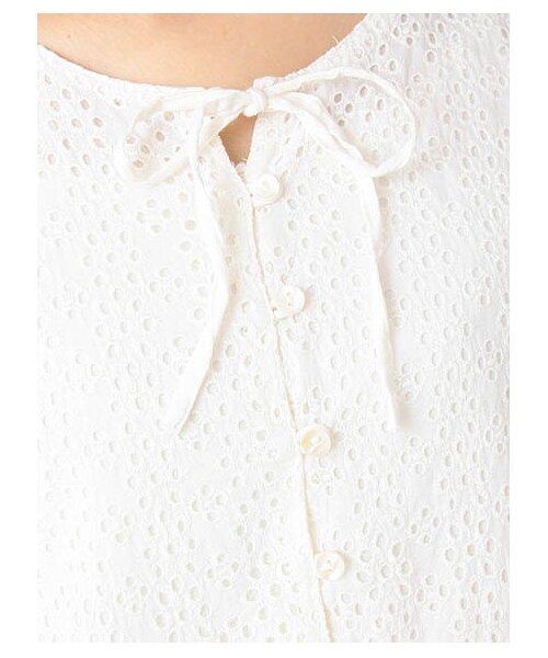 ehka sopo(エヘカソポ)の「スモッキングワンピース 1101857-21-13-11(ワンピース/ドレス・アイボリー/オフホワイト/サックスブルー・M)」の9枚目の写真