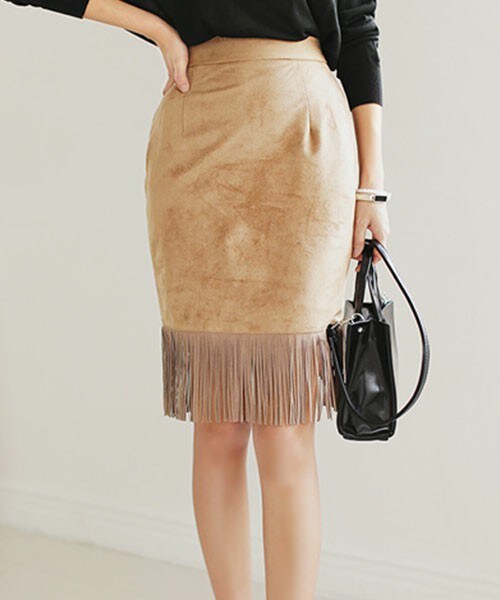 DHOLIC（ディーホリック）の「フリンジディテールスエードミディスカート（スカート・レディース・ブラウン/ブラック/ベージュ・S/M）」の3枚目の写真