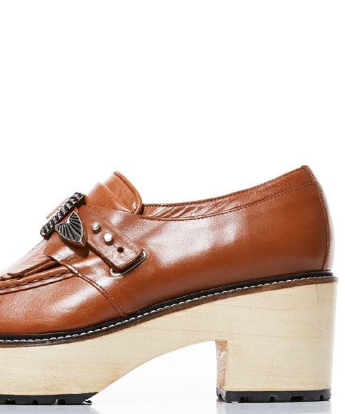 TOGA PULLA(トーガ プルラ)の「TOGA PULLA キルト木靴(その他シューズ・レディース・ブラック/ダークグリーン/ライトブラウン・36/37/38/39)」の21枚目の写真