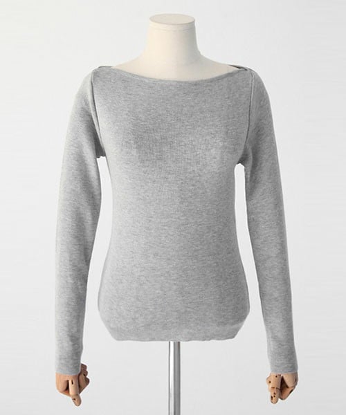 DHOLIC（ディーホリック）の「ボートネックニットプルオーバー（Tシャツ/カットソー・レディース・アイボリー/アイボリートーン/グレー/ブラック/ブラックグレー/ブラックトーン/ライトベージュ・FREE）」の5枚目の写真