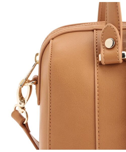 ADAM ET ROPE'（アダムエロペ）の「ファーコンビボストンバッグ（バッグ・レディース・ブラック/キャメル系・M）」の6枚目の写真