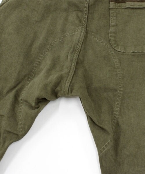 RNA-N（アールエヌエーエヌ）の「ロークロッチリブパンツ（パンツ・レディース・ブラック/アイボリー/カーキ・M）」の7枚目の写真