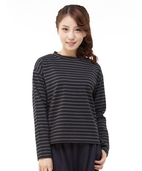 Honeys（ハニーズ）の「ハイネックプルオーバー（カットソー・Tシャツ・レディース・アイボリー×クロ/コン×アイボリー/コン×アカ/黒×杢チャコール/ベージュ×クロ・Ｓ/Ｍ/Ｌ/ＬＬ）」の3枚目の写真