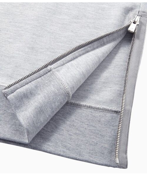 ADAM ET ROPE'(アダムエロペ)の「TCダンボール タートルネック(トップス・メンズ・グレー/ホワイト系/ネイビー・M/L)」の7枚目の写真