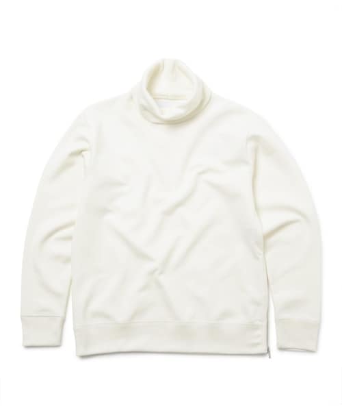 ADAM ET ROPE'(アダムエロペ)の「TCダンボール タートルネック(トップス・メンズ・グレー/ホワイト系/ネイビー・M/L)」の3枚目の写真