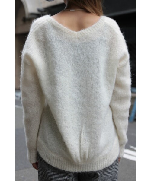 JOURNAL STANDARD relume（ジャーナルスタンダード　レリューム）の「《予約》ALPACA BRUSH Vネックプルオーバー◆（トップス・レディース・グレーA/ホワイト/ブラウン・フリー）」の12枚目の写真