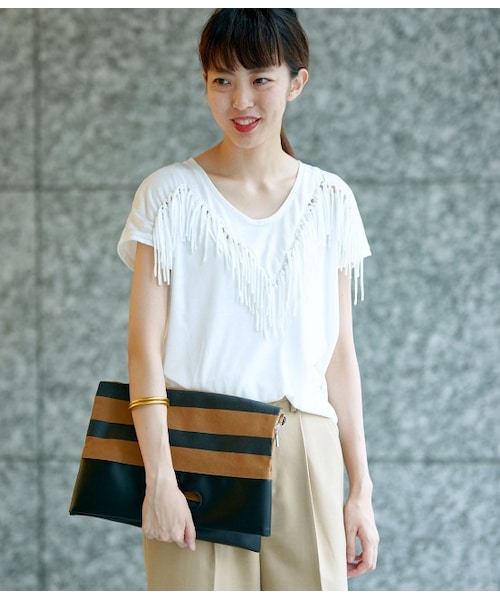 ADAM ET ROPE'（アダムエロペ）の「ボーダー3WAYクラッチ（バッグ・レディース・ホワイト系/キャメル系・M）」の13枚目の写真