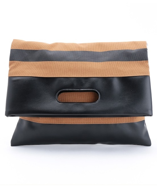 ADAM ET ROPE'（アダムエロペ）の「ボーダー3WAYクラッチ（バッグ・レディース・ホワイト系/キャメル系・M）」の3枚目の写真