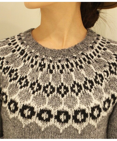 MADEMOISELLE ROPE'（マドモアゼル ロペ）の「ノルディック柄ニットプルオーバー（トップス・レディース・グレー・M）」の5枚目の写真