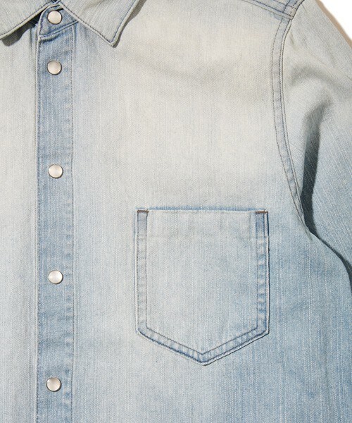DISCOVERED（ディスカバード）の「DISCOVERED シャンブレーロングシャツ（シャツ/ブラウス・メンズ・ライトブルー・1/2）」の8枚目の写真