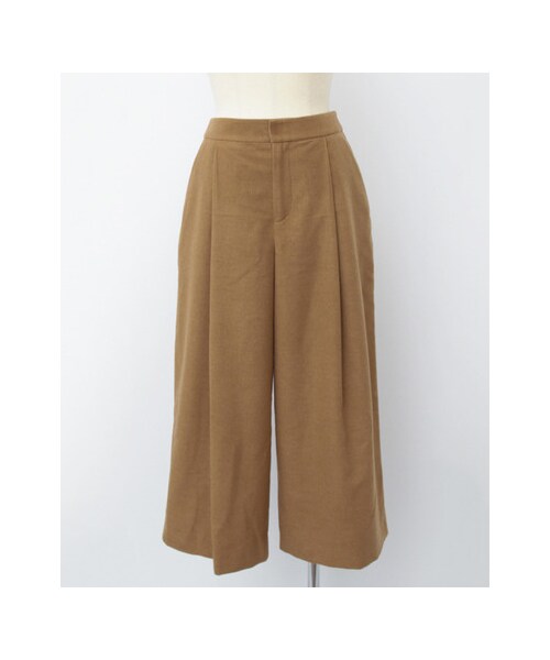 URBAN RESEARCH ROSSO WOMEN（アーバンリサーチ　ロッソ）の「タッククロップドパンツ（パンツ・レディース・IVORY/CAMEL/NAVY・FREE）」の13枚目の写真