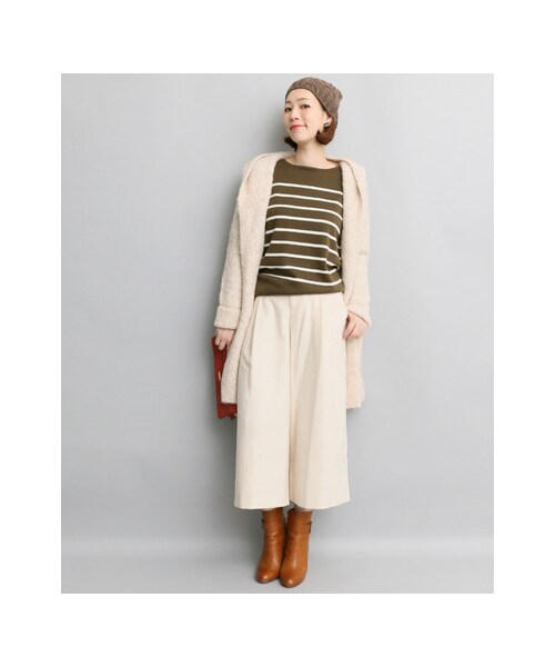 URBAN RESEARCH ROSSO WOMEN（アーバンリサーチ　ロッソ）の「タッククロップドパンツ（パンツ・レディース・IVORY/CAMEL/NAVY・FREE）」の11枚目の写真