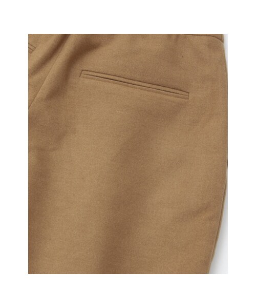 URBAN RESEARCH ROSSO WOMEN（アーバンリサーチ　ロッソ）の「タッククロップドパンツ（パンツ・レディース・IVORY/CAMEL/NAVY・FREE）」の22枚目の写真