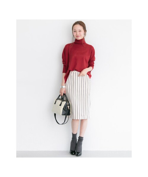 URBAN RESEARCH（アーバンリサーチ）の「ワイドタートルプルオーバー（トップス・レディース・OFF/RED/NVY・FREE）」の5枚目の写真