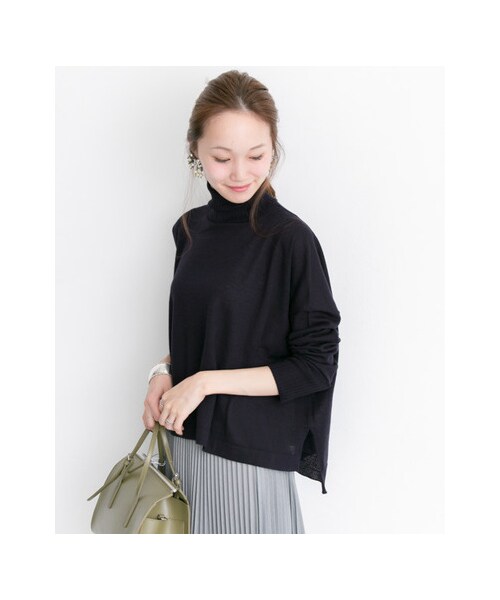 URBAN RESEARCH（アーバンリサーチ）の「ワイドタートルプルオーバー（トップス・レディース・OFF/RED/NVY・FREE）」の8枚目の写真