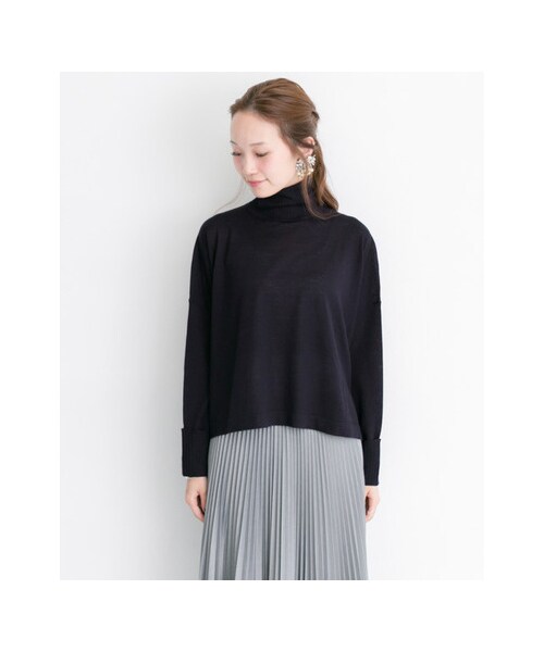 URBAN RESEARCH（アーバンリサーチ）の「ワイドタートルプルオーバー（トップス・レディース・OFF/RED/NVY・FREE）」の9枚目の写真