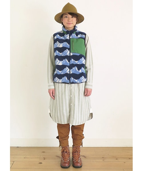 Ne-net（ネネット）の「サンミャクボア / ベスト（トップス・レディース・khaki/navy・02）」の10枚目の写真