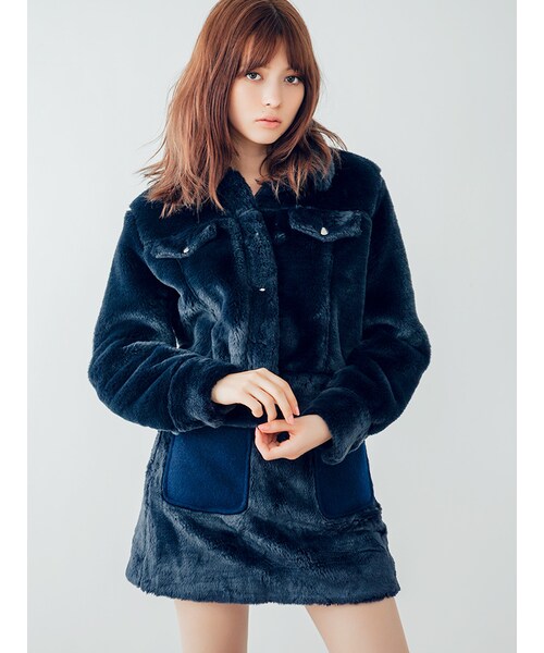 dazzlin（ダズリン）の「【dazzlin】ボアジャケット（ジャケット/アウター・レディース・ホワイト/ピンク/ネイビー・S/M）」の4枚目の写真