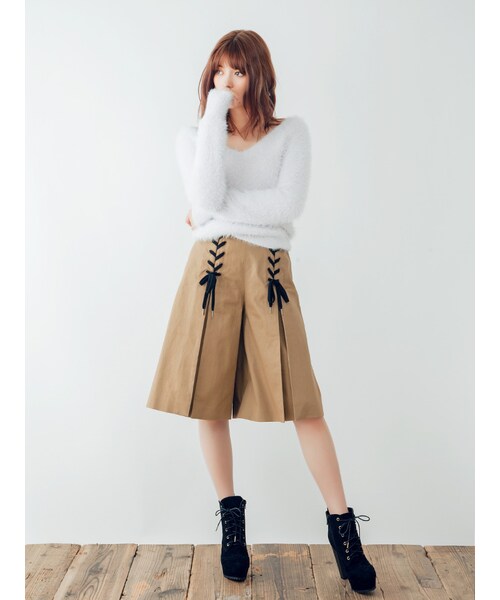 dazzlin(ダズリン)の「【dazzlin】レースアップ膝丈ガウチョパンツ(パンツ・レディース・ネイビー/ベージュ/カーキ)」の5枚目の写真