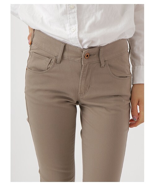 earth music&ecology（アースミュージックアンドエコロジー）の「＜WEB限定大きな・小さなサイズ＞【スキスキスキニー】カラースキニーパンツ（パンツ・ブラック/ベージュ/ネイビー・XL）」の8枚目の写真