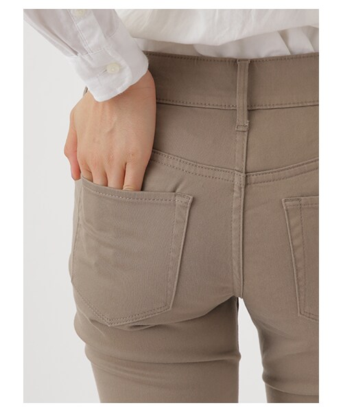 earth music&ecology（アースミュージックアンドエコロジー）の「＜WEB限定大きな・小さなサイズ＞【スキスキスキニー】カラースキニーパンツ（パンツ・ブラック/ベージュ/ネイビー・XL）」の7枚目の写真