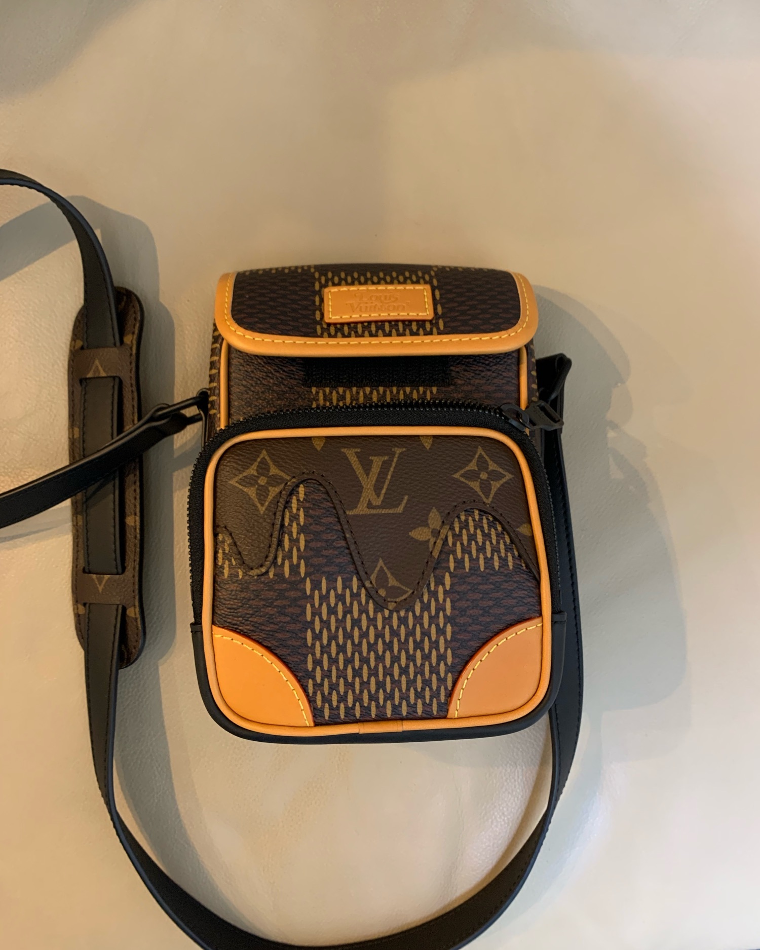 たかぼー|LOUIS VUITTONのメッセンジャーバッグを使った たかぼー|LOUIS VUITTONのメッセンジャーバッグを使った