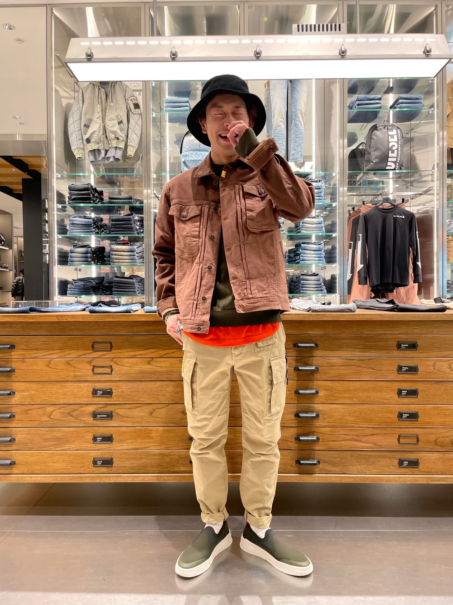✨早い者勝ち✨ DIESEL ジョグジーンズ ジャケット メンズ ベージュ DIESEL ディーゼル 長袖デニムシャツジャケット メンズ ビッグ