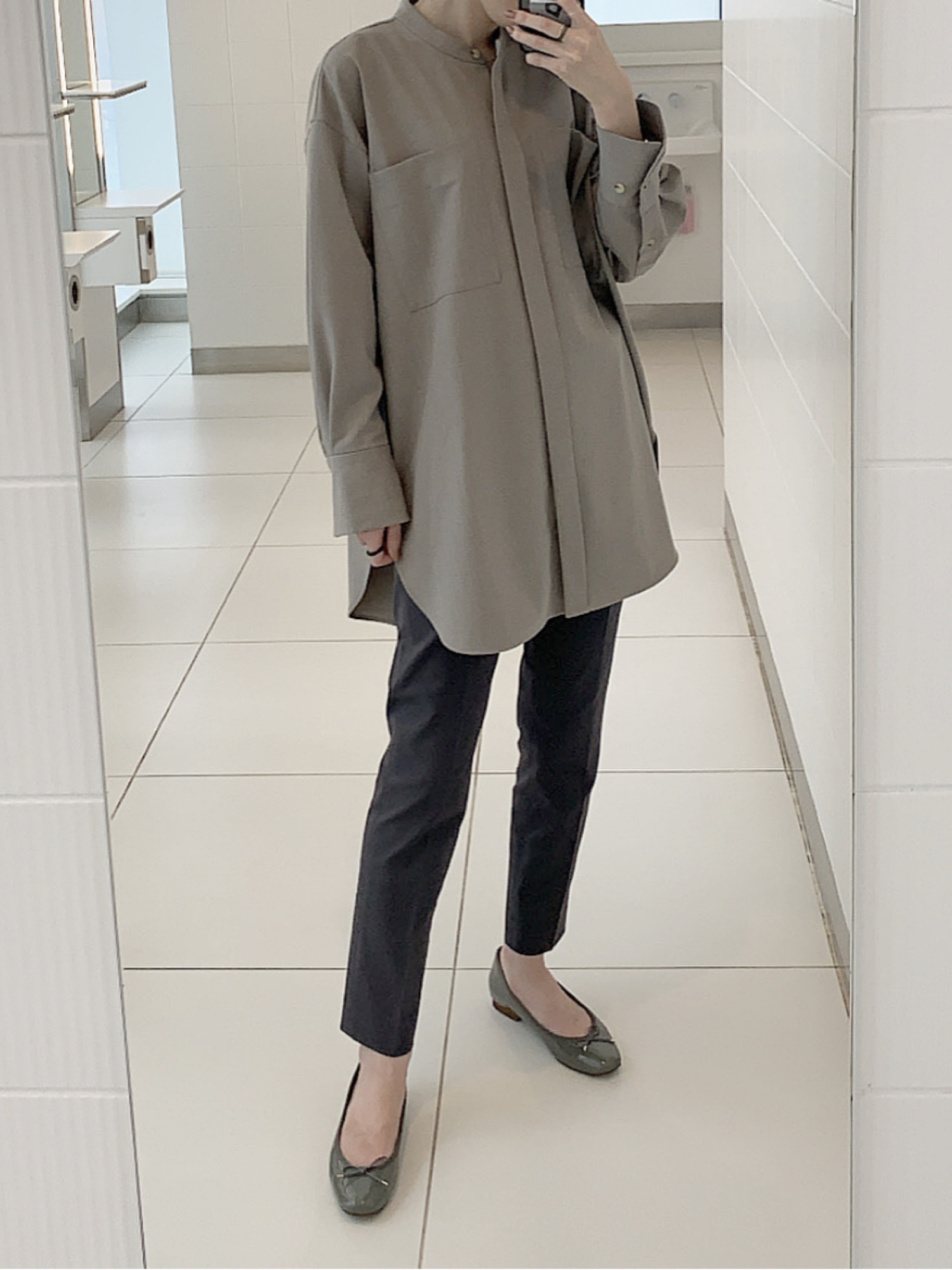 イエナ 20AW メランジルーズシャツ バンドカラー ブラウス 38 M グレー セール】ウールライクバンドカラールーズシャツ（シャツ/ブラウス