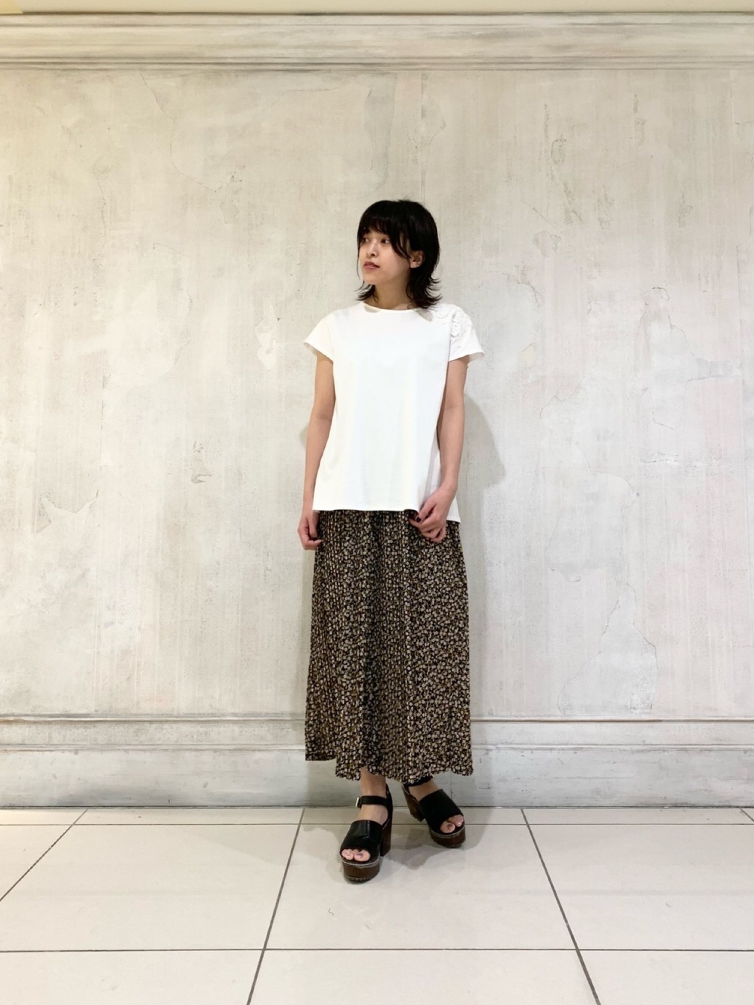 NARACAMICIE（ナラカミーチェ）の「スモールフラワープリーツパンツ