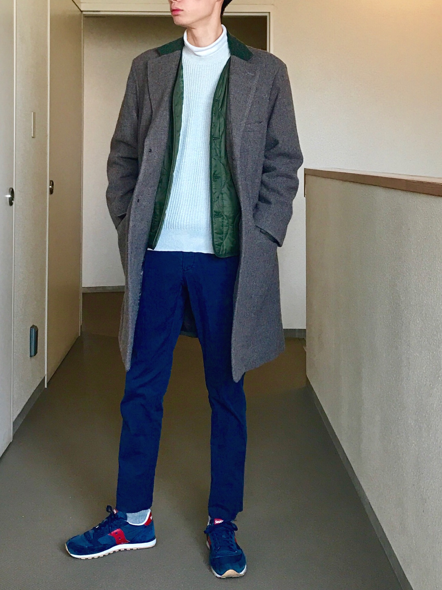 LUKER BY NEIGHBORHOODのチェスターコートを使った人気ファッション