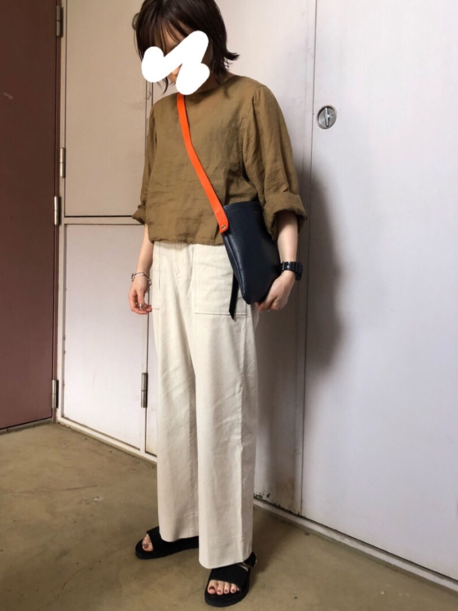 MACPHEE（マカフィー）の「ラミー クルーネックバックボタンブラウス 