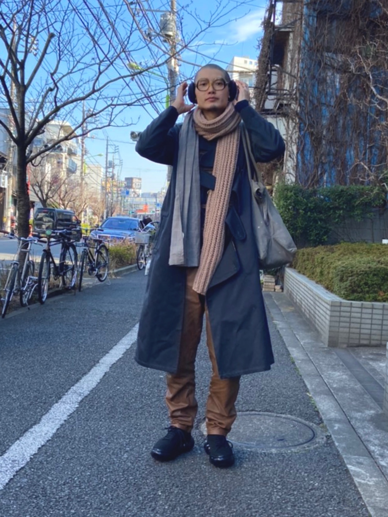 BLESSのマフラーを使った人気ファッションコーディネート - WEAR