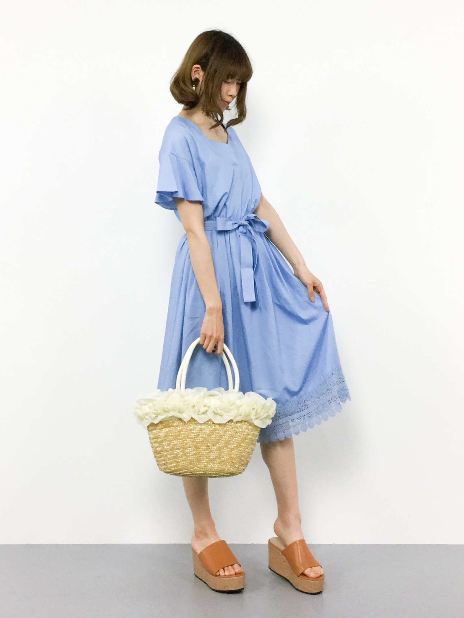 マーキュリーデュオ  ヘムレースシャツワンピース MERCURYDUO（マーキュリーデュオ）の「ヘムレースシャツ