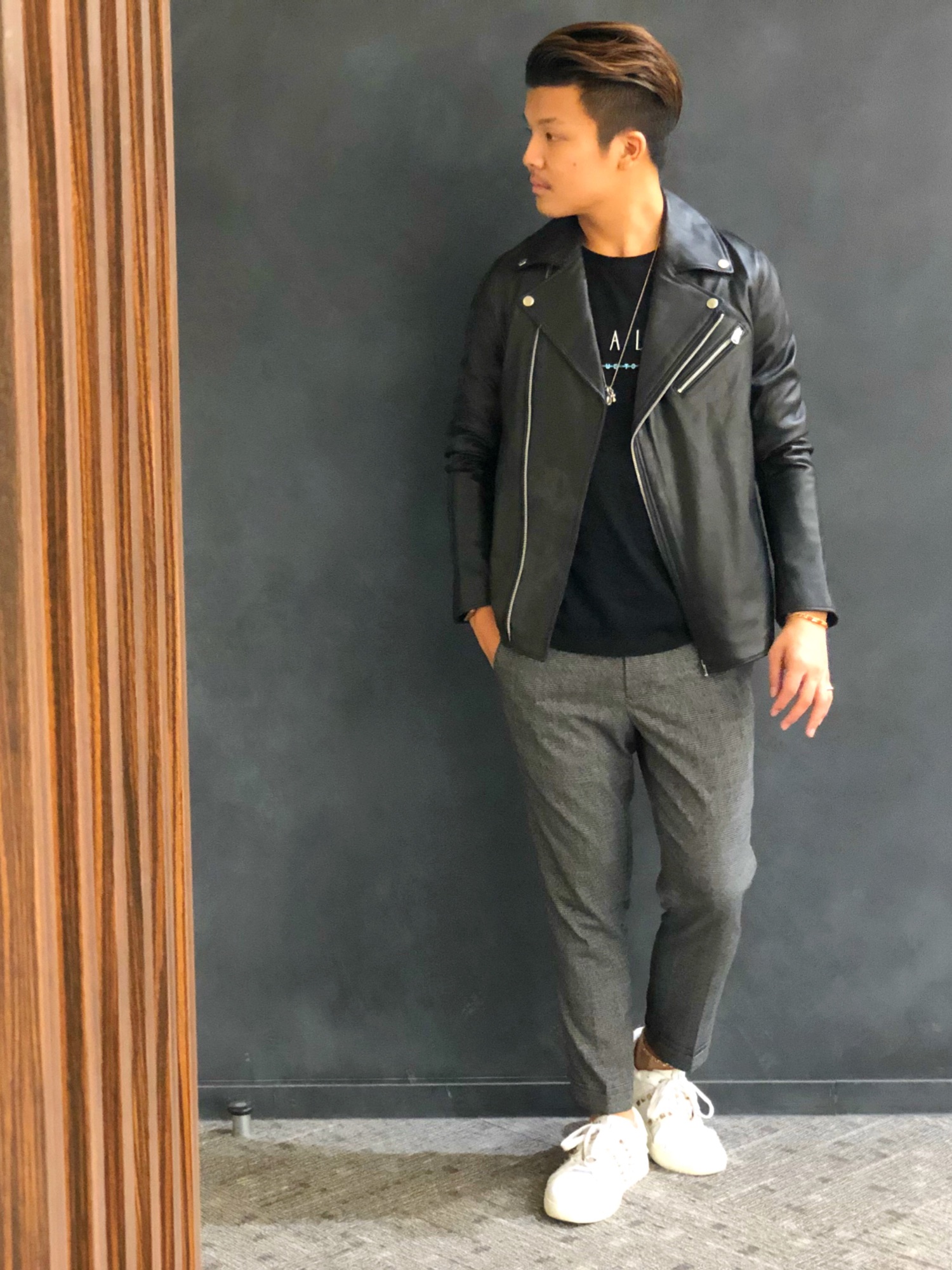 Valentino - Garavani ロックスタッズ アンタイトルド スニーカー