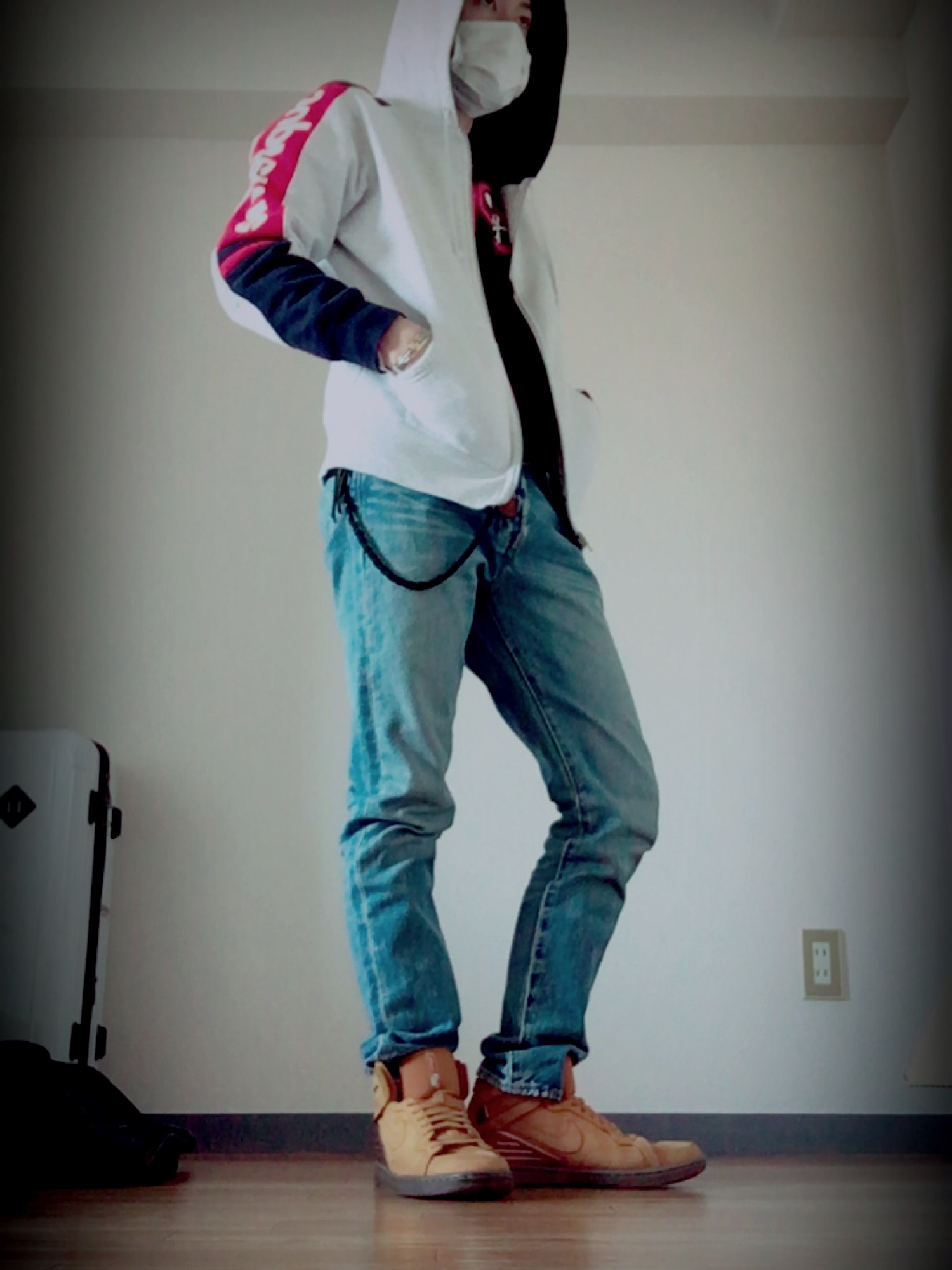 RED WINGのウォレットチェーンを使った人気ファッションコーディネート