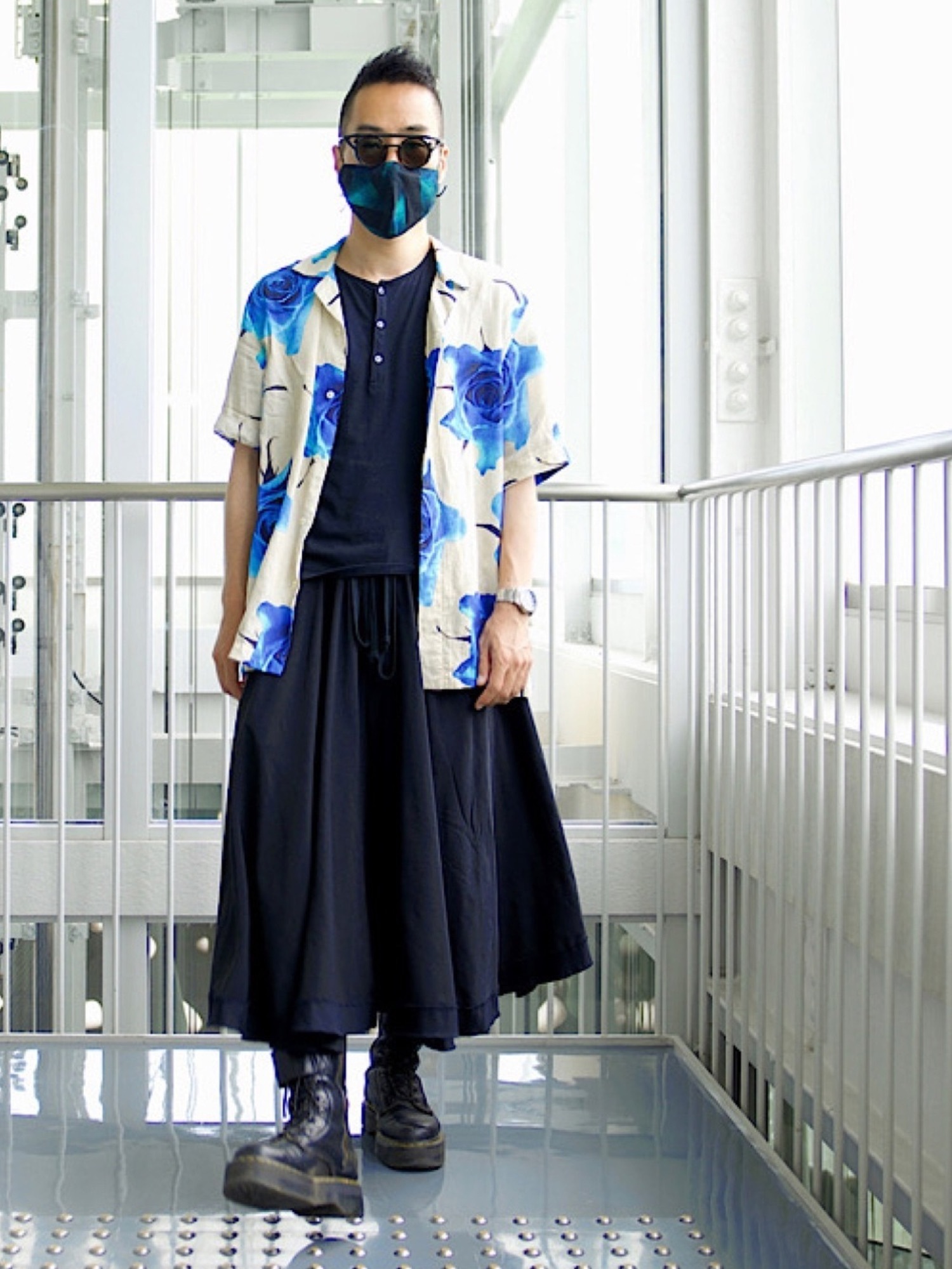 Paul Smith（ポールスミス）の「Monarch Rose オープンカラー