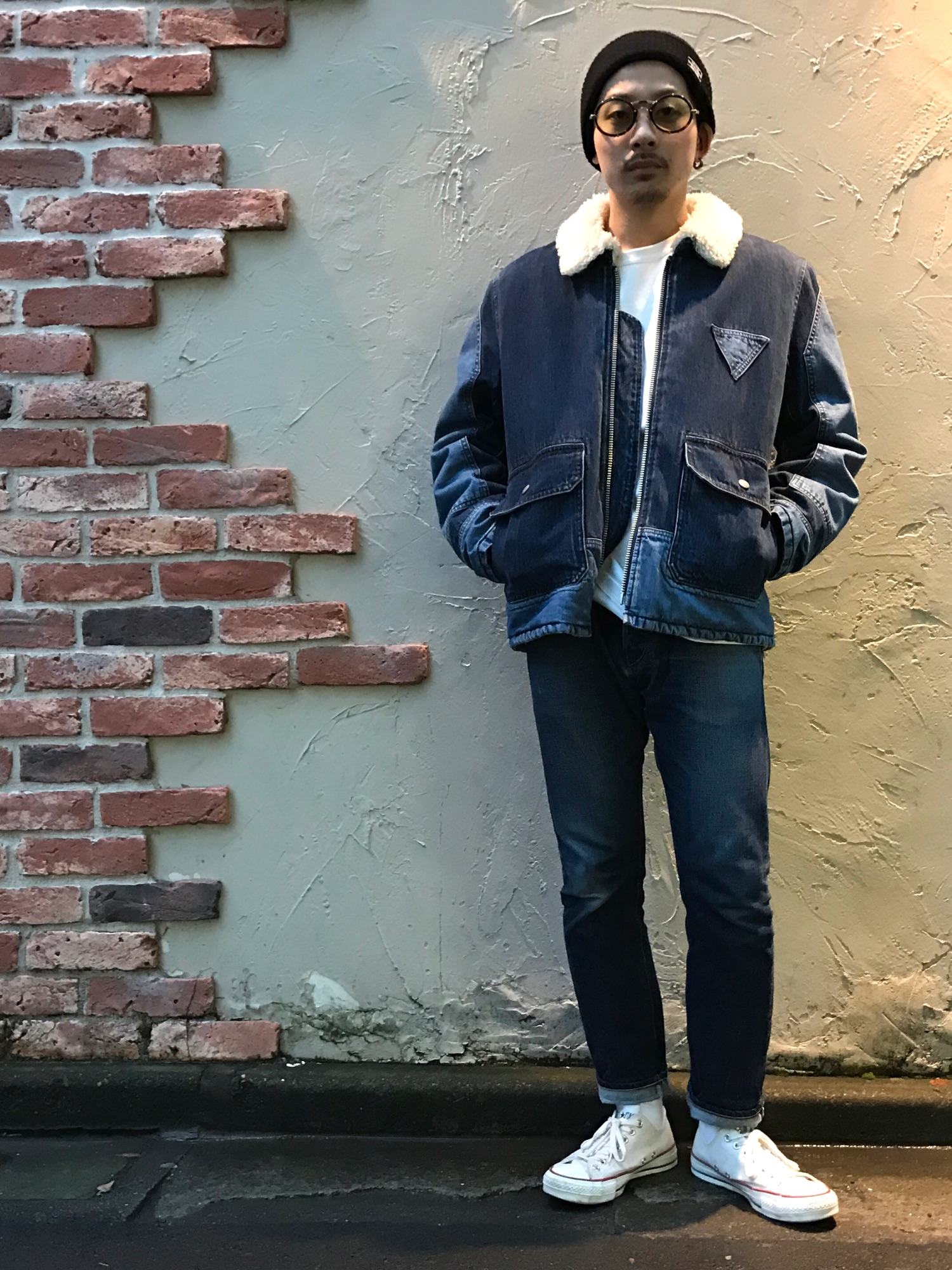 schottのミリタリージャケットを使った「ネイビー」の人気ファッション