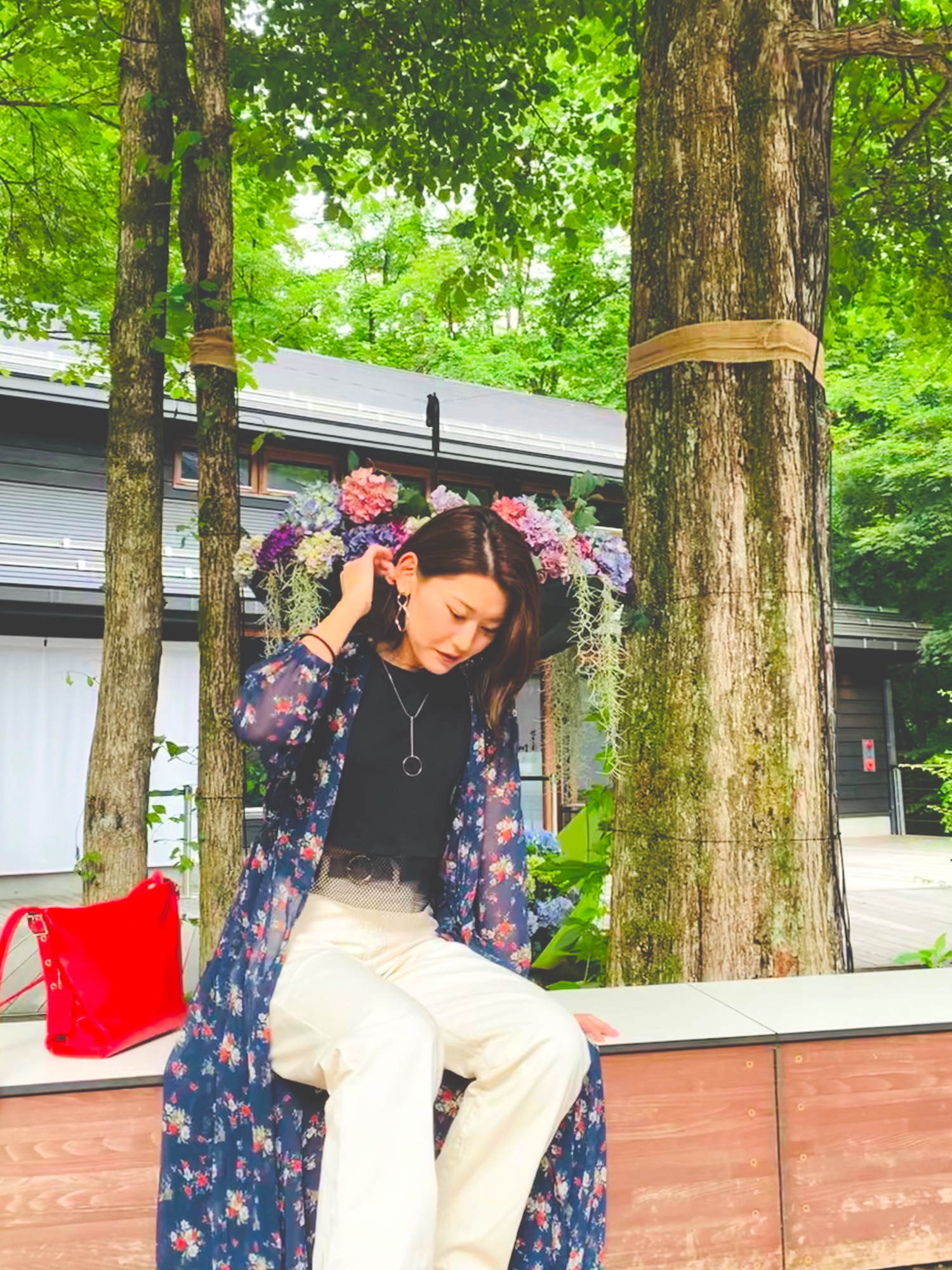 ☆AZUL by moussy カラフルフラワー柄2wayガウン☆新品！！ AZUL by moussy（アズールバイマウジー）の「カラフルフラワー柄2WAY