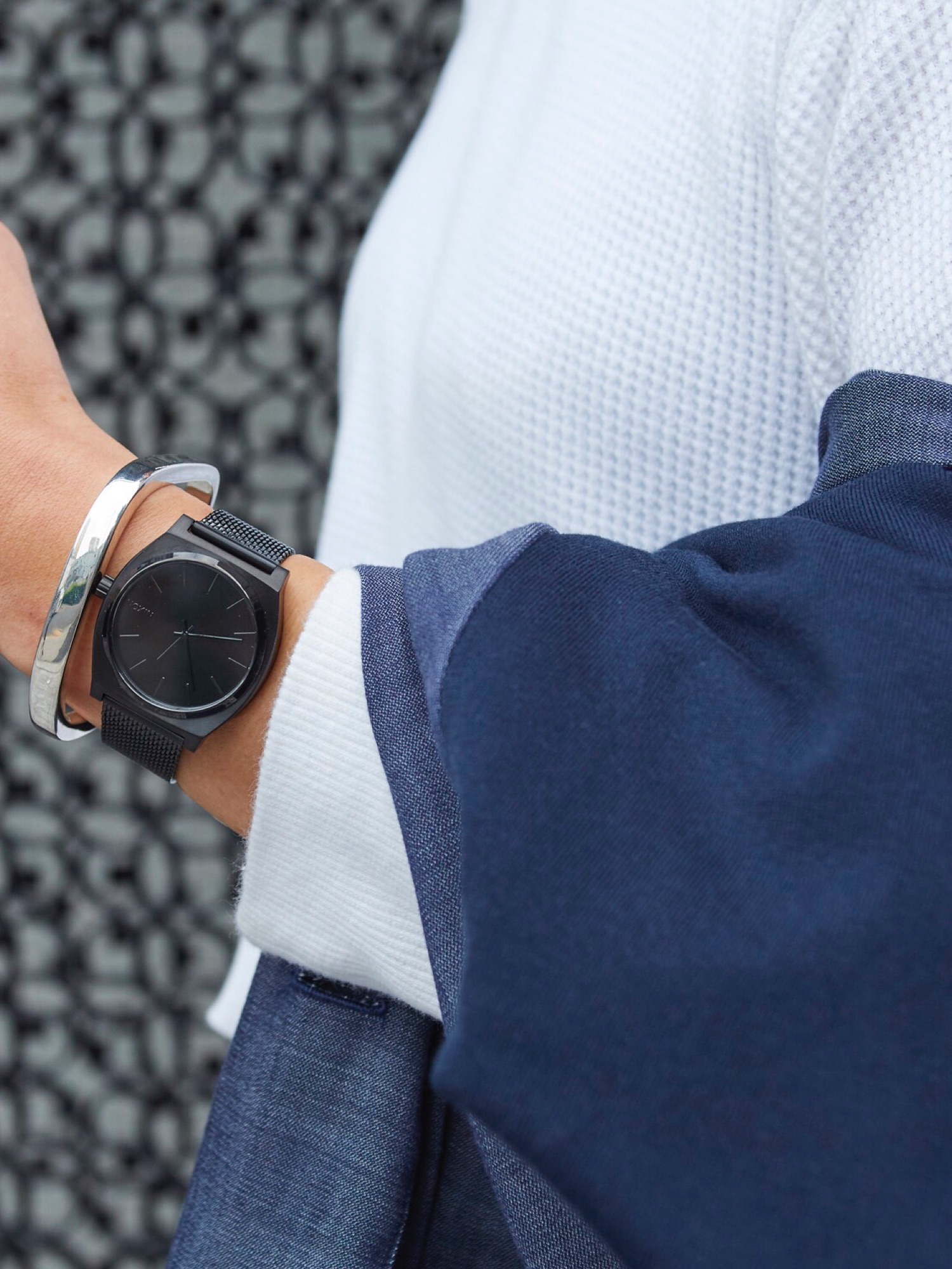 NIXON（ニクソン）の「TIME TELLER MILANESE NA1187001-00 ALL BLACK 