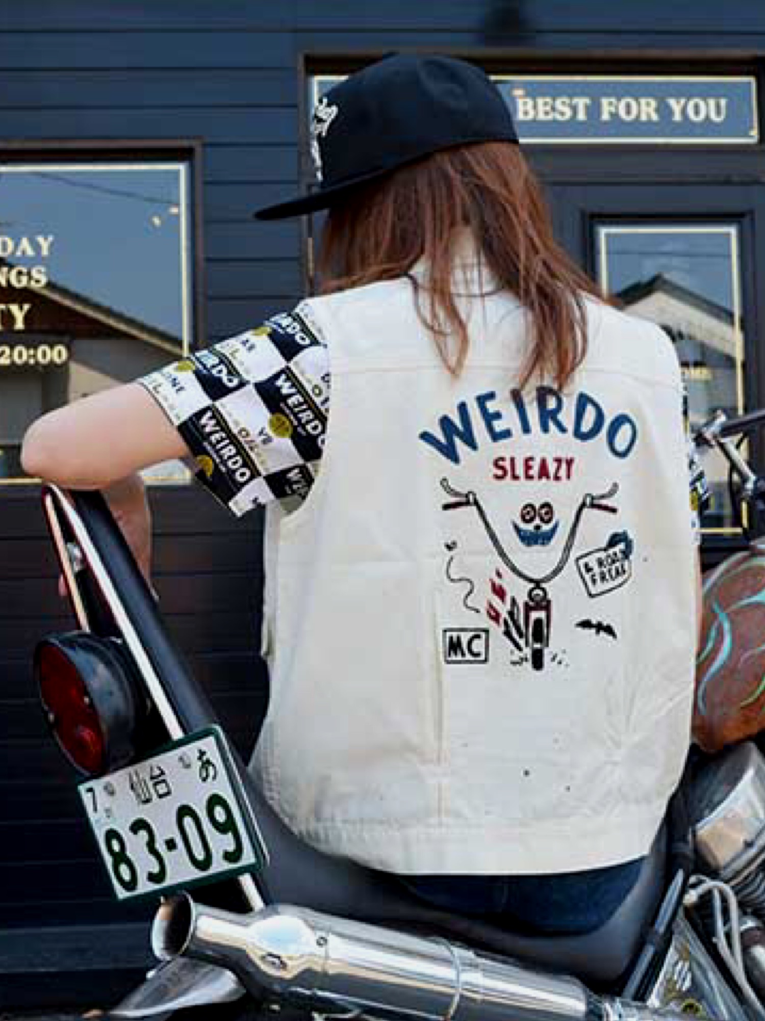 WEIRDOのベストを使った人気ファッションコーディネート - WEAR