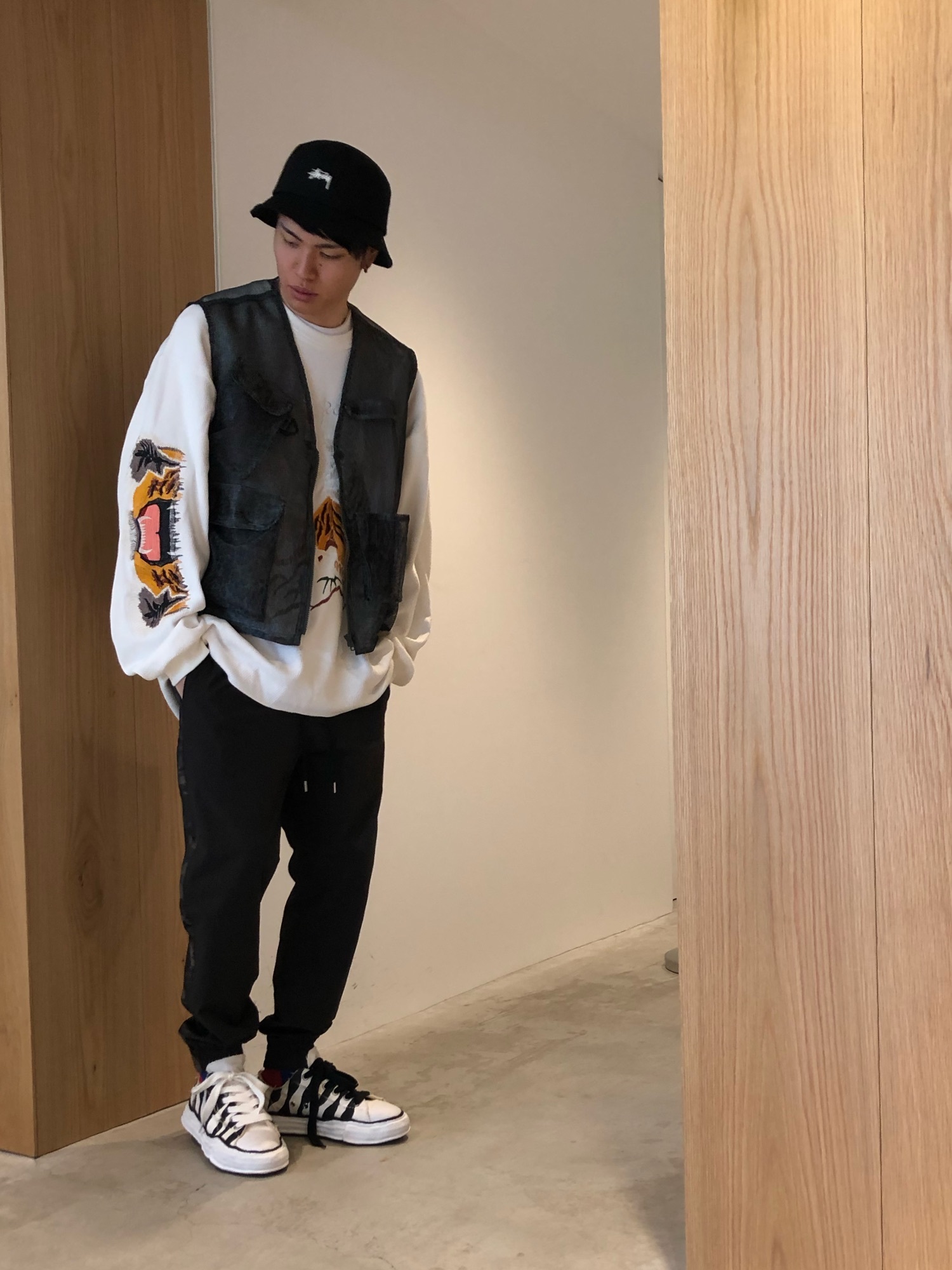 トップス doublet BITING ENBROIDERY THERMAL SHIRT doublet（ダブレット）の「【doublet】MEN BITING EMBROIDERY