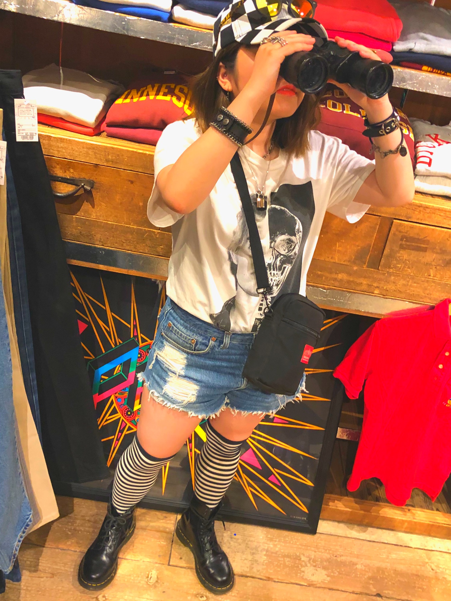 Dr. Martensのアイテムを使った「justin bieber」の人気ファッション 