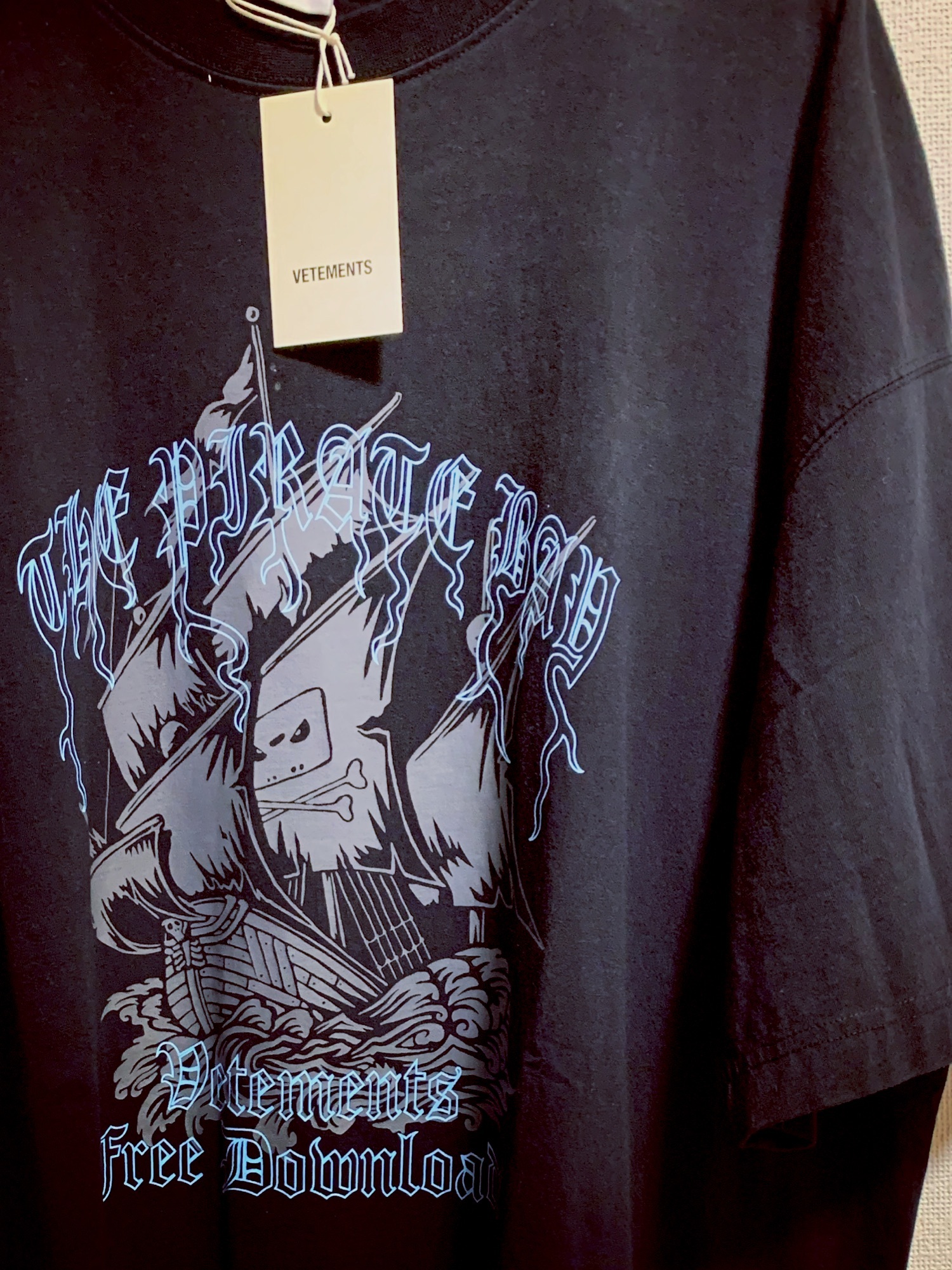 VETEMENTS（ヴェトモン）の「Vetements Oversized Printed Cotton 