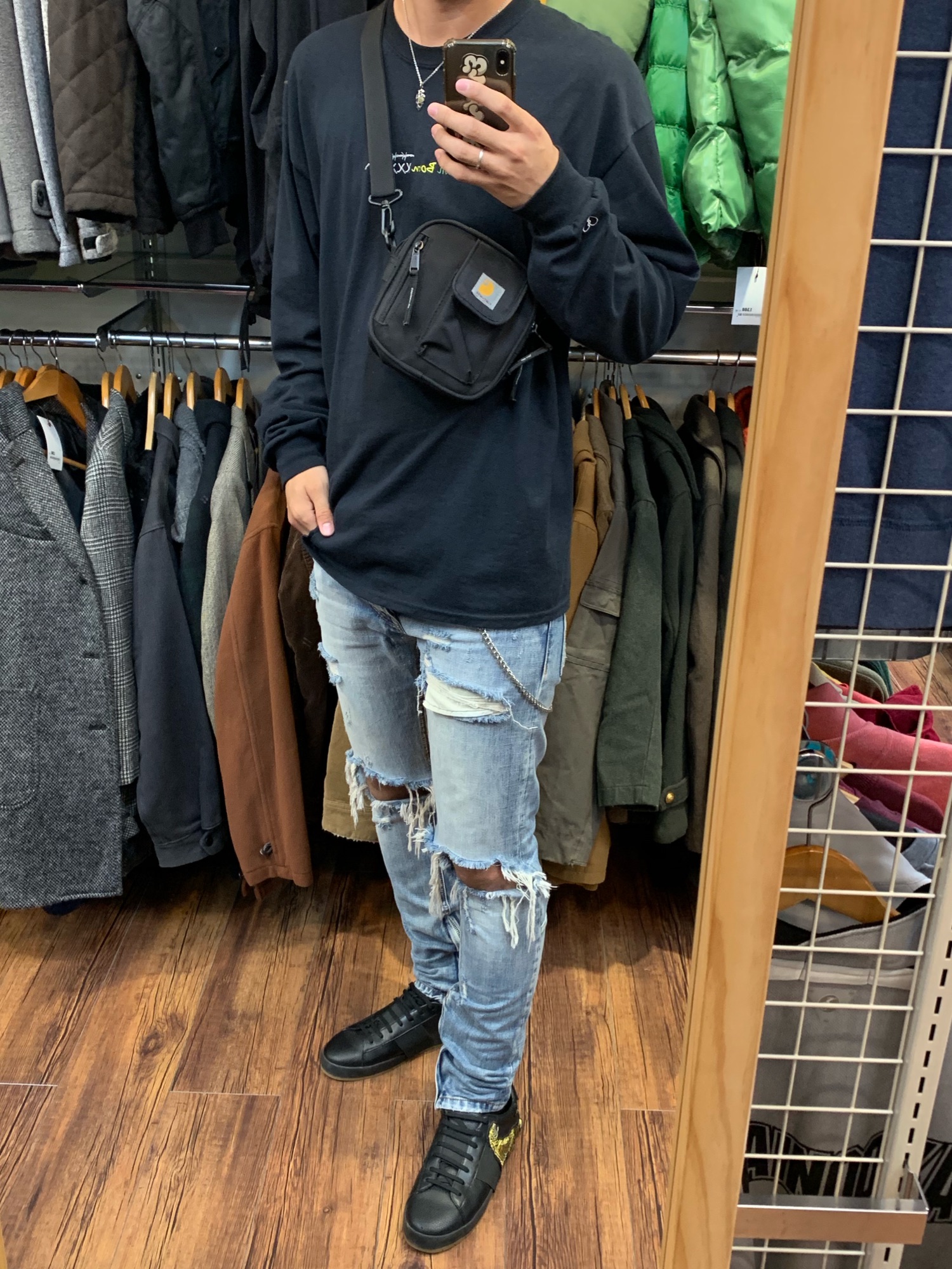 R｜Kvi BabaのTシャツ/カットソーを使ったコーディネート - WEAR