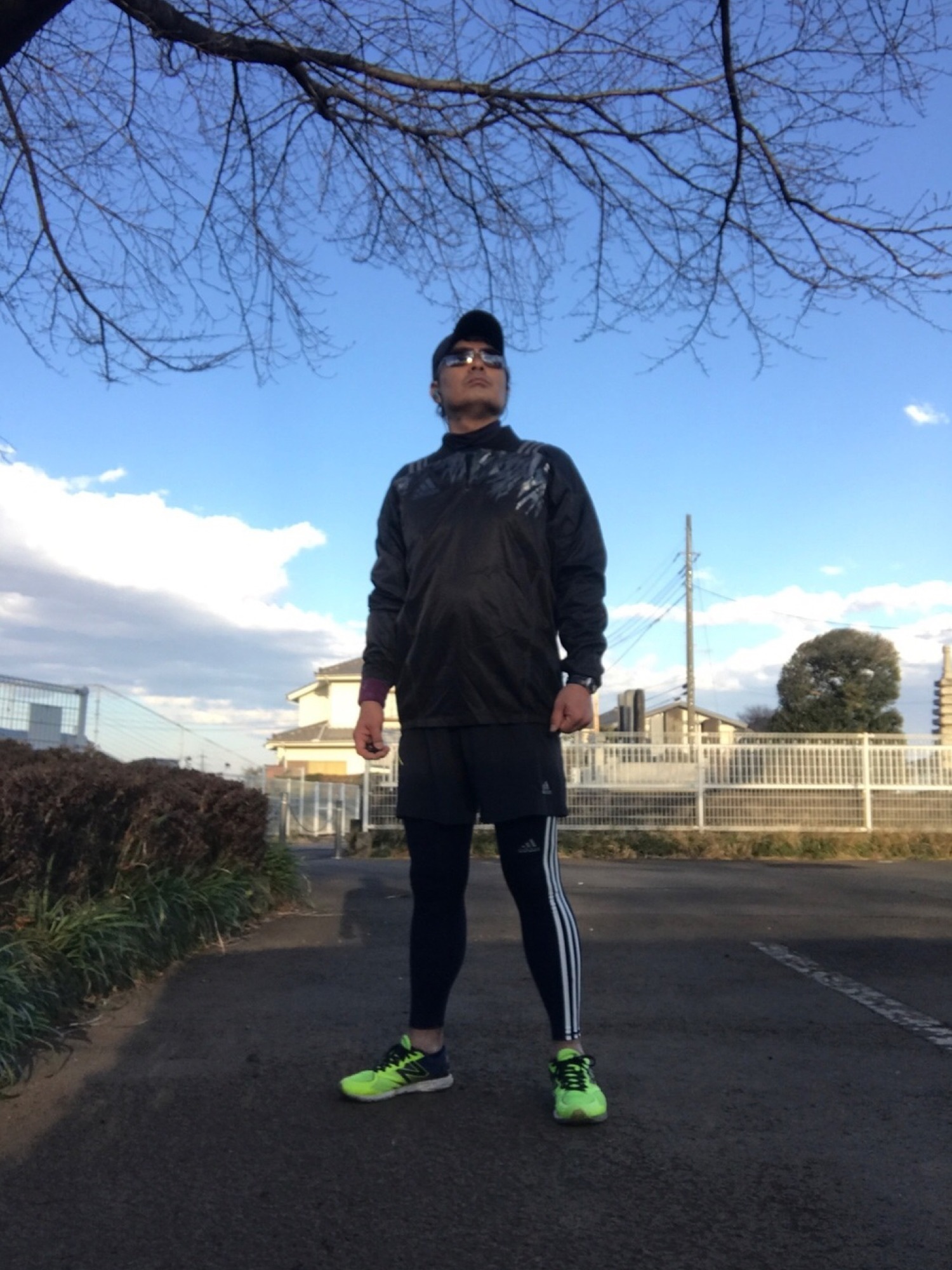 Umbro Premier Pro Training ピステ ukコーデ 人気沸騰の「アンブロ」も。女子ウケ狙いの、冬のスポーツMIX
