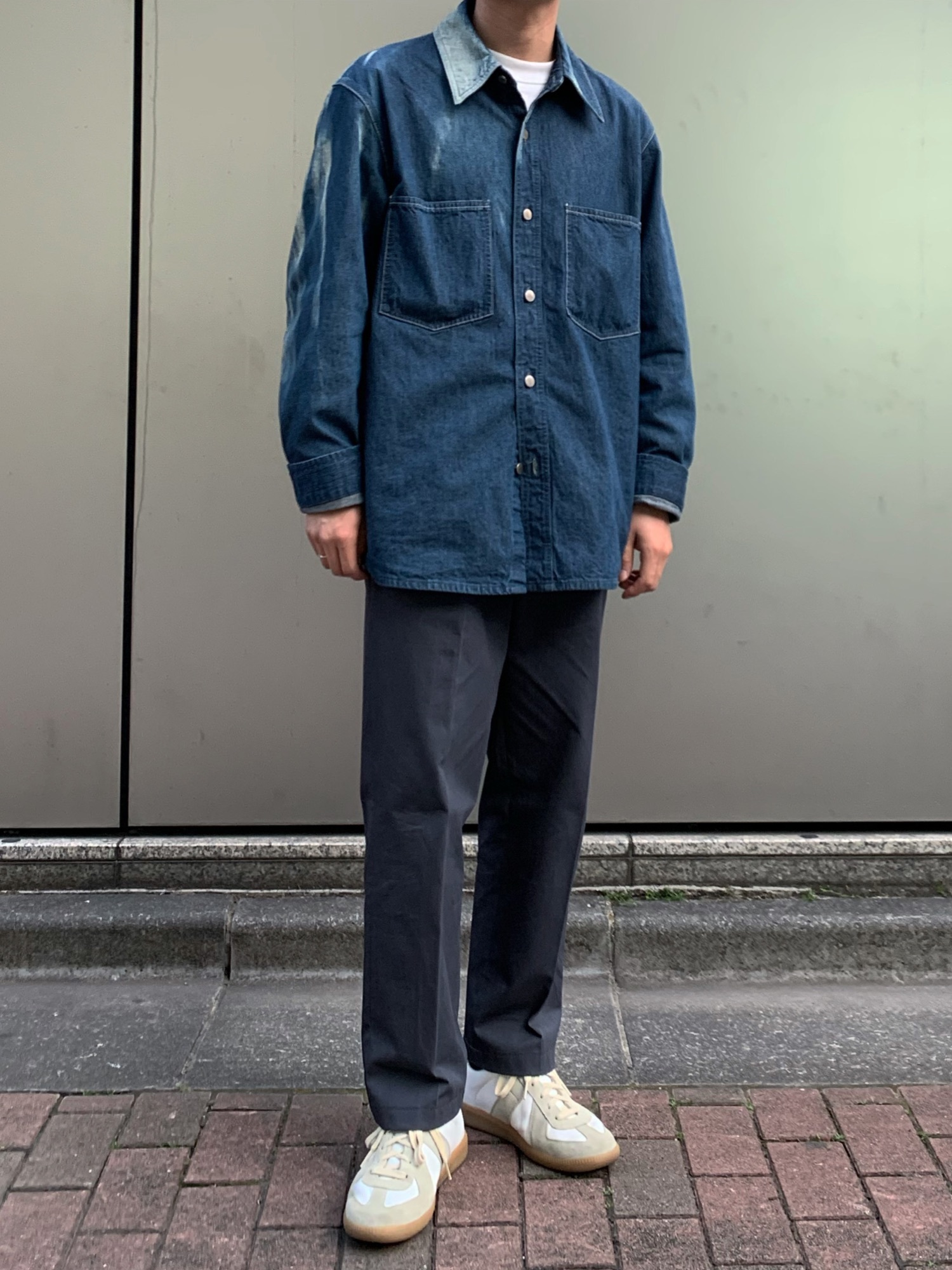(20日迄)オーラリー　サンフェードブリーチ　デニムシャツブルゾン　サイズ1 AURALEE SUN FADE BLEACH LIGHT DENIM SHIRTS BLOUSON/5P PANTS