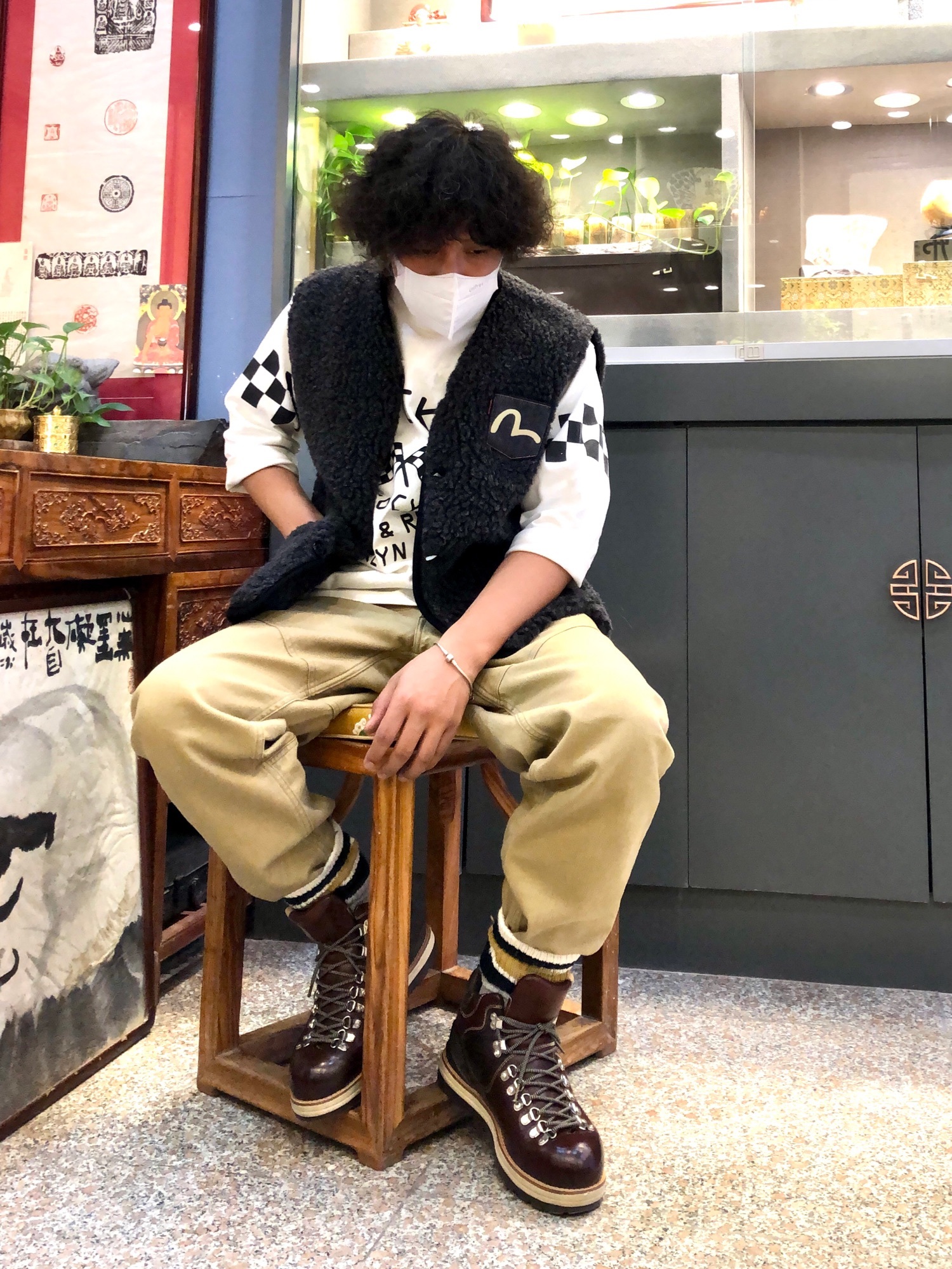 EVISUのベストを使った人気ファッションコーディネート - WEAR