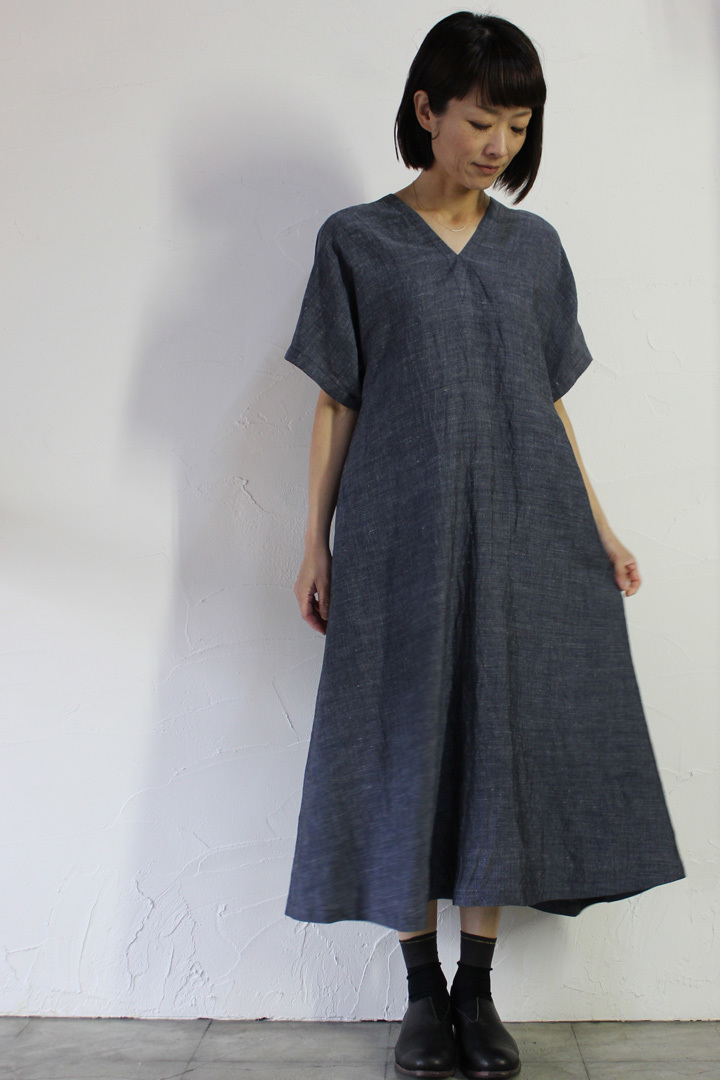 susuri（ススリ）の「susuri ススリ カルモワンピース #chambray blue 